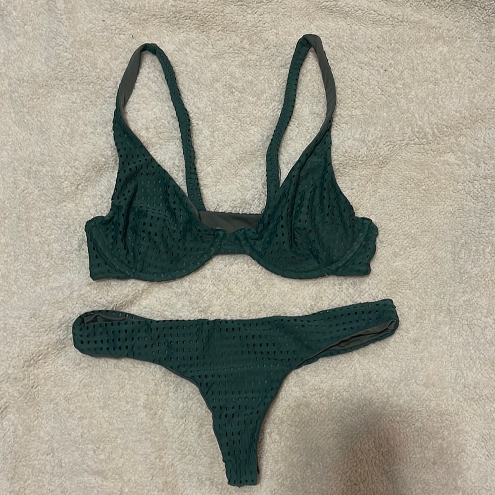 Acacia set! Mesh Ho’okipa bottoms/Geneva mesh top in cyan